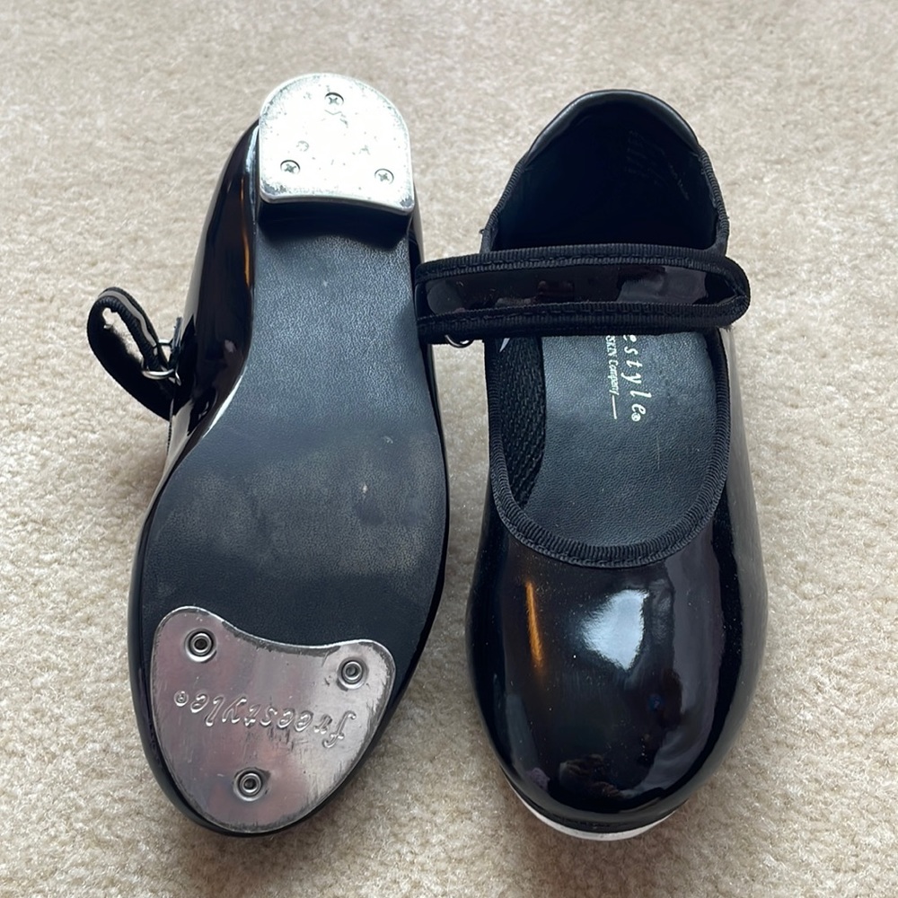 Mary Jane style tap shoes